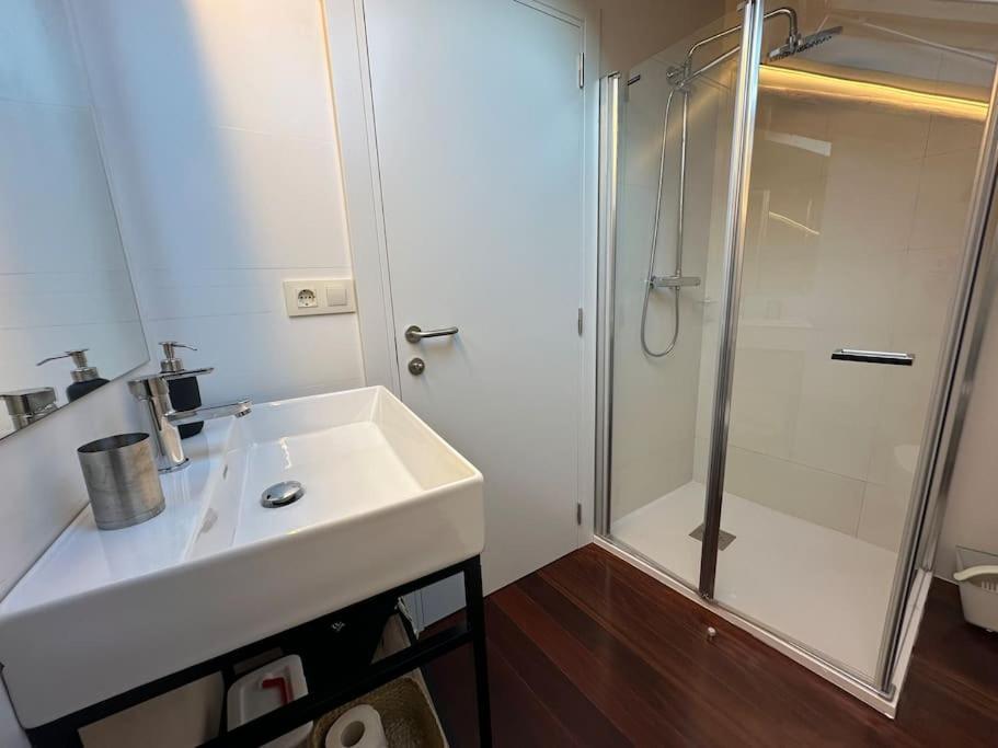 Luxury Downtown C. Del Tratado A